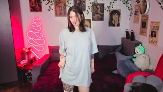 Watch kira_kick Hot Porn Video [Chaturbate] - new, shy, 18, teen, bigboobs