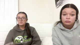 starqueenieee Camgirl Porn Video [Chaturbate] - natural, latina, brunette, teen, perkytits