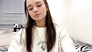 hoaarisa Leaked Porn Video [Chaturbate] - new, shy, 18, skinny, teen