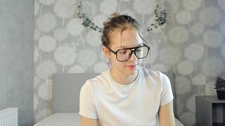 Watch velvetrisque New Porn Video [Chaturbate] - new, shy, 18, skinny, teen