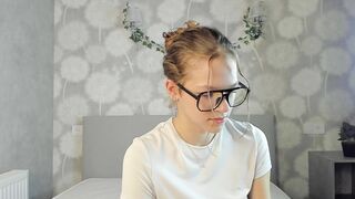 Watch velvetrisque New Porn Video [Chaturbate] - new, shy, 18, skinny, teen