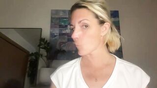 betterconvobesttime Camgirl Porn Video [Chaturbate] - fingerpussy, snap, toys, tits, blowjob