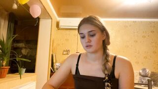 melaniepavan Hot Porn Video [Chaturbate] - new, shy, 18, blonde, cute