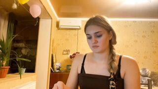 melaniepavan Hot Porn Video [Chaturbate] - new, shy, 18, blonde, cute