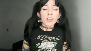 Watch bexbex945874 Camgirl Porn Video [Chaturbate] - gamer, wifematerial, kiss, wet