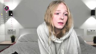 Watch markettadeerman Leaked Porn Video [Chaturbate] - new, shy, 18, skinny, blonde