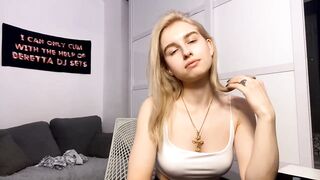 Watch sydneyhackathorn Camgirl Porn Video [Chaturbate] - new, shy, 18, blonde, bigboobs