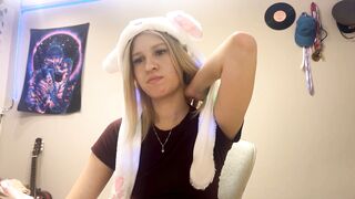 numbershurlbert Hot Porn Video [Chaturbate] - new, shy, smalltits, 18, blonde