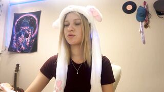 numbershurlbert Hot Porn Video [Chaturbate] - new, shy, smalltits, 18, blonde