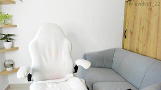 Watch miavelvet_22 Camgirl Porn Video [Chaturbate] - natural, young, latina, privateopen