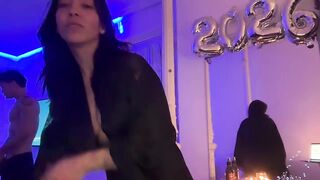 oneoneoneclimax Camgirl Porn Video [Chaturbate] - threesome, latina, italian, gaming, titjob