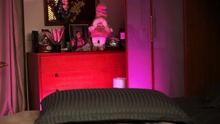 Watch kity_sweet Camgirl Porn Video [Chaturbate] - brunette, squirt, italian, bigboobs, elegant