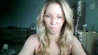 nikkib653466 Camgirl Porn Video [Chaturbate] - jeans, fullbush, domination, pussylovense