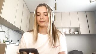Watch lourapimenta New Porn Video [Chaturbate] - new, shy, 18, skinny, teen