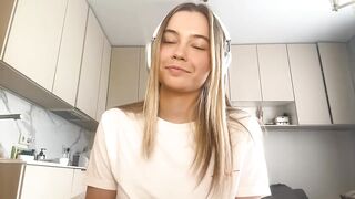 Watch lourapimenta New Porn Video [Chaturbate] - new, shy, 18, skinny, teen