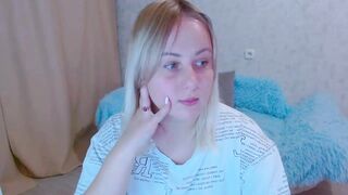 Your_heart00 Porn HD Videos [MyFreeCams] - real, curvy, talkative, new, beautiful nails