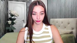 EmeraldLilyyy Porn Private Videos [MyFreeCams] - young, conversation, new model, glasses, friendly