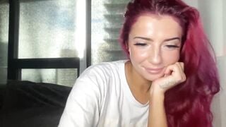 oxKRYSTALxo Porn Hot Videos [MyFreeCams] - large penetration, anal, dp, leche, browneyes