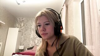 rochellehouis New Porn Video [Chaturbate] - new, shy, 18, nude, cute