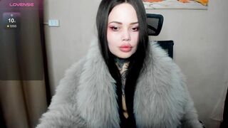 bilie_bilie_ New Porn Video [Chaturbate] - thighs, tattoo, lovense, squirt, curvy