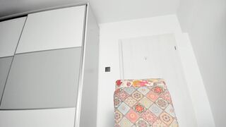 snow_flakee Camgirl Porn Video [Chaturbate] - bigass, lovense, squirt, cum, bigboobs