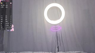 Watch go1denglow New Porn Video [Chaturbate] - feet, new, 18, skinny, teen