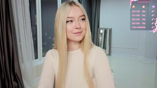 erlenbayer Camgirl Porn Video [Chaturbate] - new, natural, shy, 18, blonde