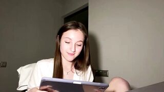 Watch kimireaves Hot Porn Video [Chaturbate] - new, shy, 18, skinny, cute