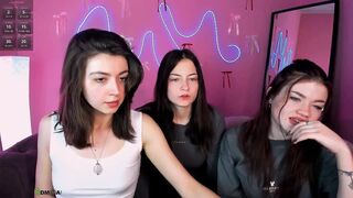 kitniss_dreamy New Porn Video [Chaturbate] - buttplug, boobies, brunette, squirty, dirty