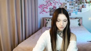 Watch evaasilence Camgirl Porn Video [Chaturbate] - smalltits, 18, skinny, curve