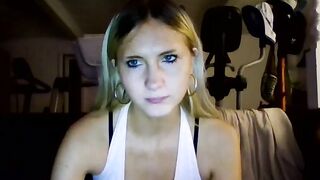 lilib2656 Leaked Porn Video [Chaturbate] - baldpussy, home, athletic, biceps, handjob