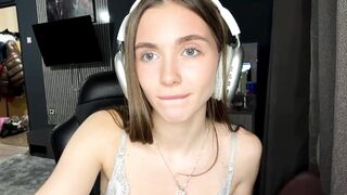 veluxe Camgirl Porn Video [Chaturbate] - new, shy, 18, skinny, cute