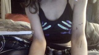 guidemeslow New Porn Video [Chaturbate] - roulette, footfetish, amateur, puffynipples, pussylovense