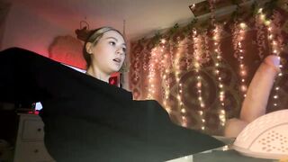peachesncreampiezz New Porn Video [Chaturbate] - twerk, bigass, 18, teen