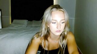 Sandiecheeks Porn New Videos [MyFreeCams] - Athletic, Blue eyes, Small tits, Feet, Long hair