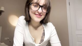 Watch saphirree Camgirl Porn Video [Chaturbate] - new, natural, shy, 18, petite