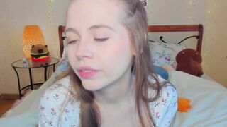 Watch miya_soft Hot Porn Video [Chaturbate] - 18, curvy, teen, cute, braces