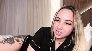 Watch laraxoxo1999 Camgirl Porn Video [Chaturbate] - panty, rockergirl, butt, legs
