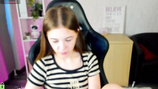 kiki_shanel Camgirl Porn Video [Chaturbate] - smallass, smalltits, shy, 18, skinny