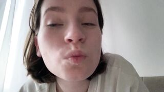 Watch geniebarrott Hot Porn Video [Chaturbate] - new, shy, 18, blonde, cute