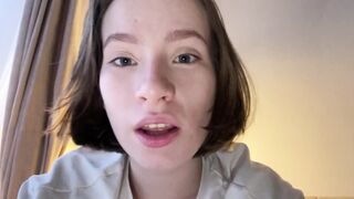 Watch geniebarrott Hot Porn Video [Chaturbate] - new, shy, 18, blonde, cute