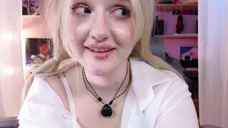 Watch snowflakeskitty New Porn Video [Chaturbate] - new, curvy, blond, teen, bigboobs