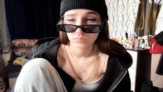 bunnytrussel Camgirl Porn Video [Chaturbate] - new, cutie, shy, 18, teen