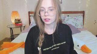 miya_soft Camgirl Porn Video [Chaturbate] - 18, curvy, teen, cute, braces