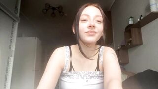 Watch melindawillrett New Porn Video [Chaturbate] - new, shy, 18, skinny, cute