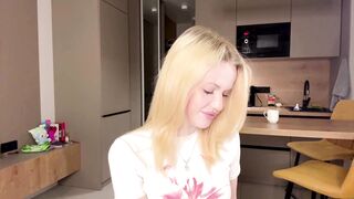 Watch moonavellle_ Hot Porn Video [Chaturbate] - new, 18, blonde, skinny, teen