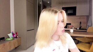 Watch moonavellle_ Hot Porn Video [Chaturbate] - new, 18, blonde, skinny, teen