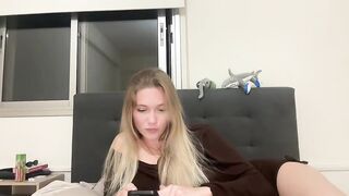 Watch bellabloomx Hot Porn Video [Chaturbate] - alwayshorny, hornyteen, blonde, leggings, cut