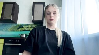 Watch merrileesmoldt Camgirl Porn Video [Chaturbate] - new, shy, young, 18, teen