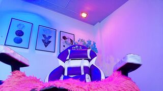 Watch maddie_t18 New Porn Video [Chaturbate] - dirtytalk, feet, balloons, cute, petite